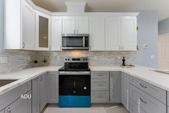 462B Madison in San Jose, CA - Foto de edificio - Building Photo
