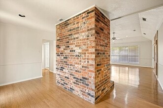 5406 Wedgefield Rd in Granbury, TX - Building Photo - Building Photo