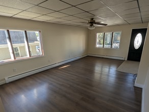 228 S School St in Mount Carmel, PA - Building Photo - Building Photo