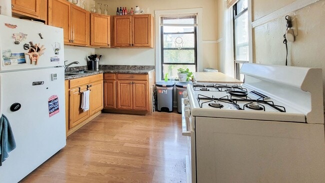 property at 3929 N Keeler Ave
