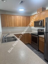 2803 SW Indian Ave in Redmond, OR - Building Photo - Building Photo