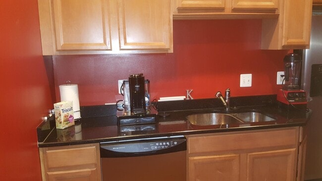 2129 1st St NW 3, Unit 3 in Washington, DC - Building Photo - Building Photo