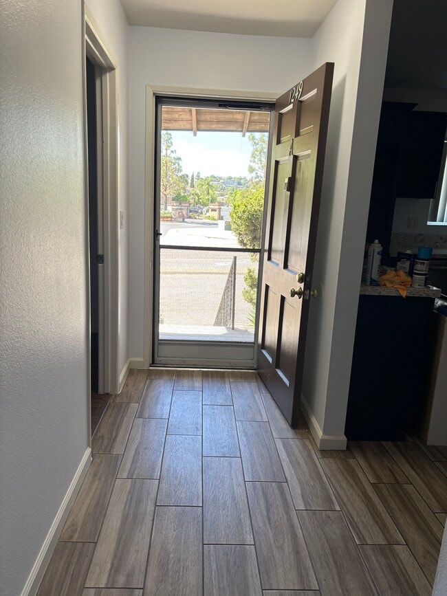 1249 E Bastanchury Rd, Unit A in Fullerton, CA - Building Photo - Building Photo