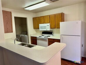 128 Cedargrove in San Marcos, TX - Building Photo - Building Photo