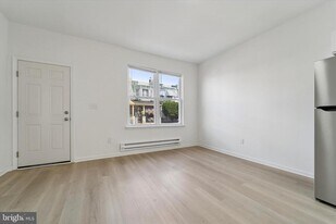 3912 N 8th St in Philadelphia, PA - Building Photo