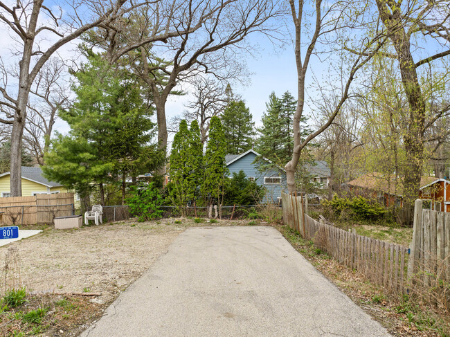 801 Spruce St in Twin Lakes, WI - Building Photo - Building Photo
