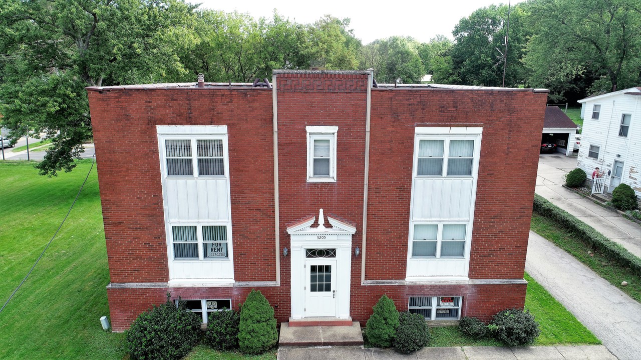 Southern Blvd, Youngstown, OH 44512 in Youngstown, OH - Building Photo