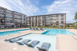 Comet Sneads Ferry in Sneads Ferry, NC - Building Photo