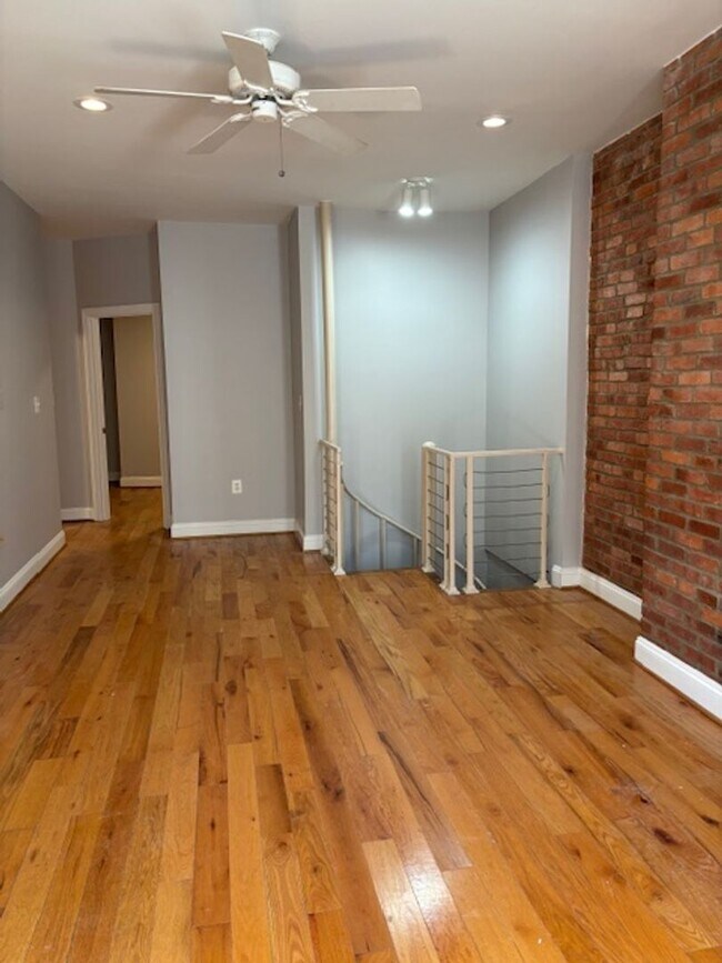 2831 11th St NW in Washington, DC - Building Photo - Building Photo