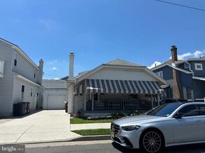 12 N Swarthmore Ave in Ventnor City, NJ - Building Photo - Building Photo