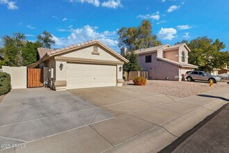 1250 W Canary Way in Chandler, AZ - Building Photo - Building Photo