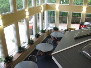 Carriage Court in Springdale, OH - Foto de edificio - Building Photo