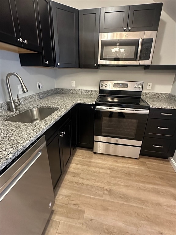 54 Longmeadow Rd in Taunton, MA - Building Photo - Building Photo