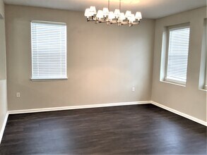 11293 Justin Oaks Dr N in Jacksonville, FL - Building Photo - Building Photo