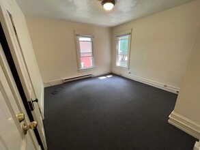 406 S Allen St in State College, PA - Foto de edificio - Building Photo