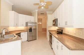 798 SW Munjack Cir in Port St. Lucie, FL - Building Photo - Building Photo