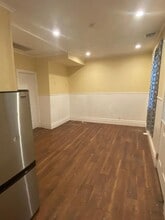 15 Claremont Dr in Mastic Beach, NY - Building Photo - Building Photo