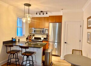 1121 24th St NW, Unit 105 in Washington, DC - Building Photo - Building Photo