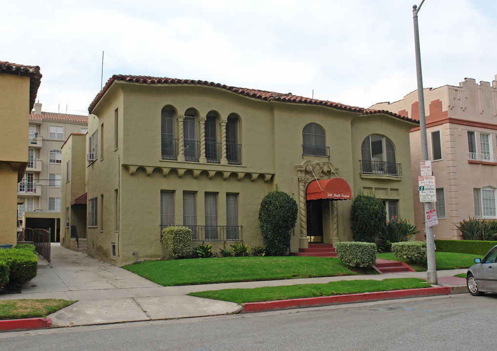 319 S Detroit St in Los Angeles, CA - Building Photo