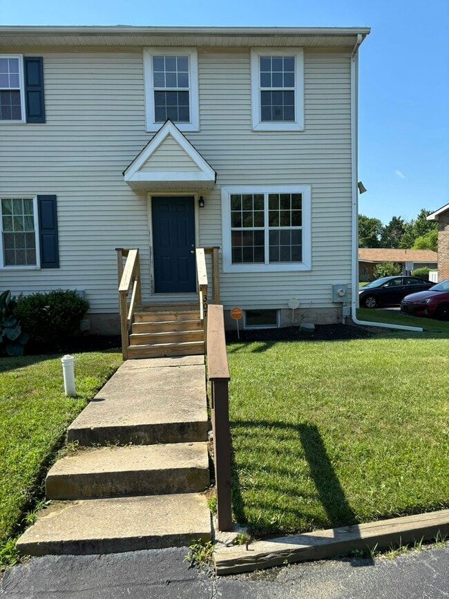 property at 307 Cobble Creek Curv