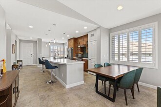 660 Peachy Canyon Cir in Las Vegas, NV - Building Photo - Building Photo