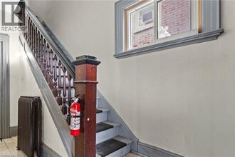 29 Chatham St in Brantford, ON - Building Photo - Building Photo