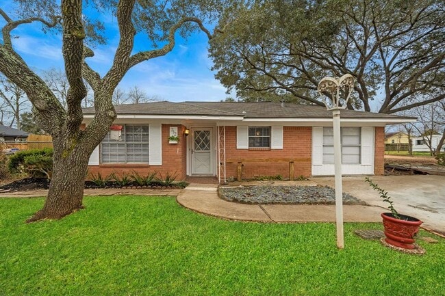 property at 712 Damon St