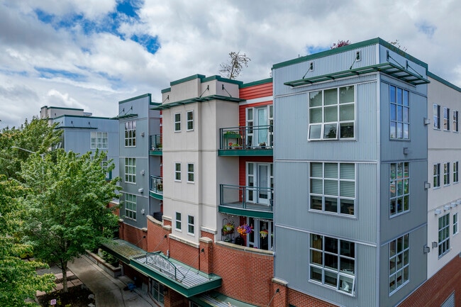 The Admiral in Seattle, WA - Foto de edificio - Building Photo