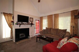 1730 E 67th St-Unit -Unit K201 in Tulsa, OK - Building Photo - Building Photo