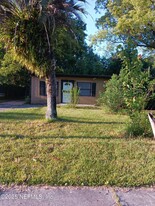 3010 W 18th St in Jacksonville, FL - Building Photo