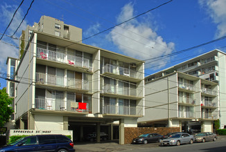 1520 Spreckels St in Honolulu, HI - Building Photo - Building Photo