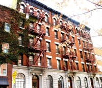 236 E 33rd Street in New York, NY - Foto de edificio - Building Photo