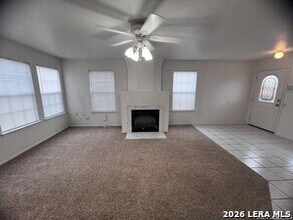 6211 Meandering Trail in Converse, TX - Building Photo - Building Photo