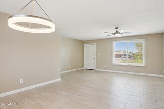 8320 E Chaparral Rd in Scottsdale, AZ - Building Photo - Building Photo