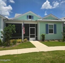 8676 Weekend Dr in Panama City Beach, FL - Building Photo