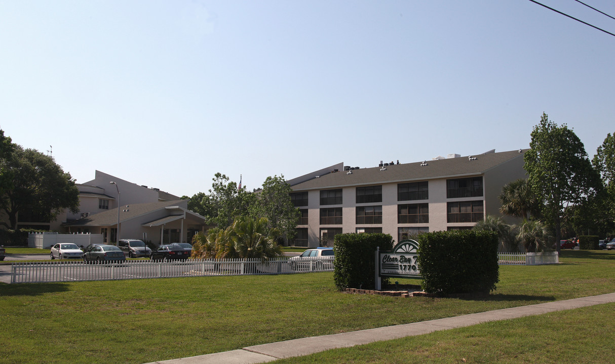 Clear Bay Terrace Apartments in Clearwater, FL - Building Photo