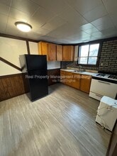 2837 Capitol St in White Oak, PA - Building Photo - Building Photo