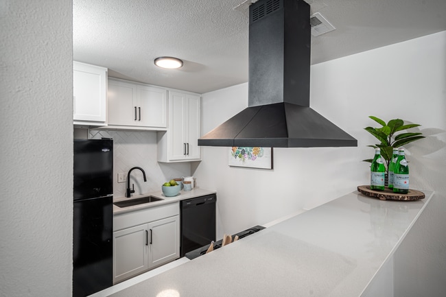 Avenue View Apartments