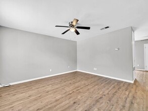 413 Hickory Ave in Niceville, FL - Building Photo - Building Photo