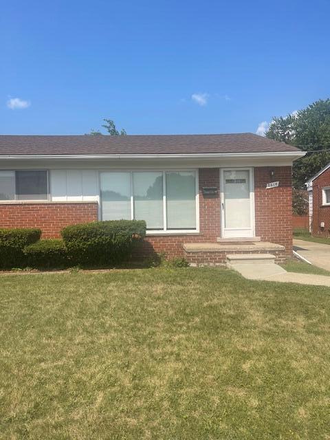 property at 9614 Vine Ave