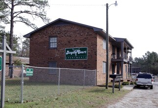 Angel's Court Apartments in Fayetteville, NC - Building Photo - Building Photo