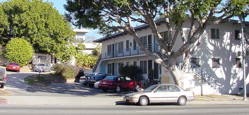 3710 S Centinela Ave in Los Angeles, CA - Building Photo