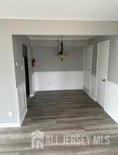 7 Logan Ct in Sicklerville, NJ - Building Photo - Building Photo