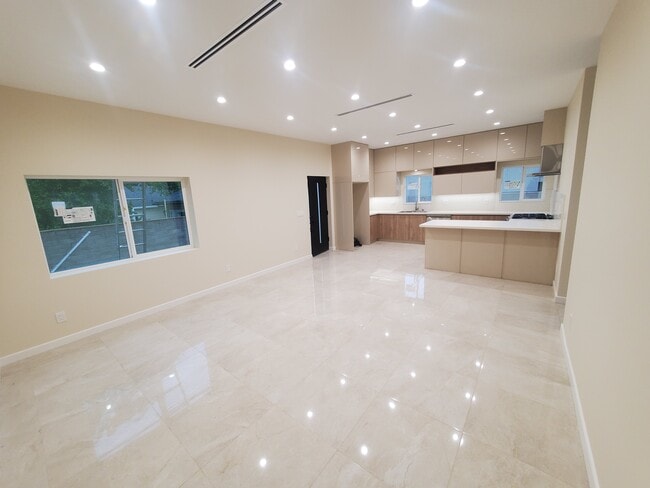 3944 Vista Ct in Glendale, CA - Building Photo - Building Photo