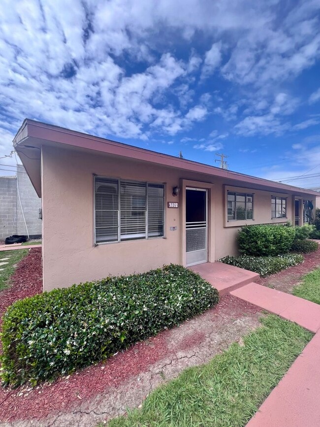 4326 1/2 Swift Ave in San Diego, CA - Building Photo - Building Photo