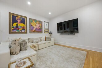 47 Lafayette Pl in Greenwich, CT - Building Photo - Building Photo