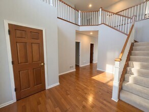 1443 Bethesda Cir in Chanhassen, MN - Building Photo - Building Photo