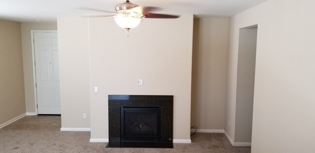 2160 Overland Park Dr in Reno, NV - Building Photo - Building Photo