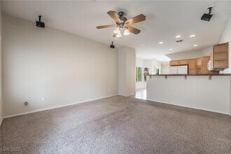 5989 Lamotte Ave in Las Vegas, NV - Building Photo - Building Photo