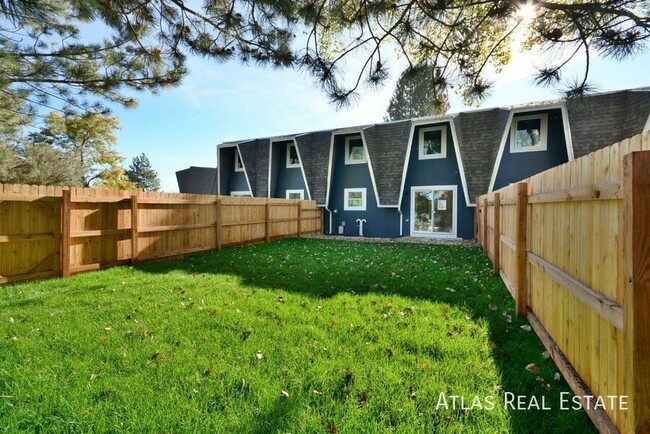 4501 Driftwood Pl in Boulder, CO - Building Photo - Building Photo